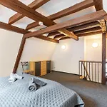 Bacchus Homes * Бахарах