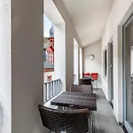 Дом отдыха Bacchus Homes *