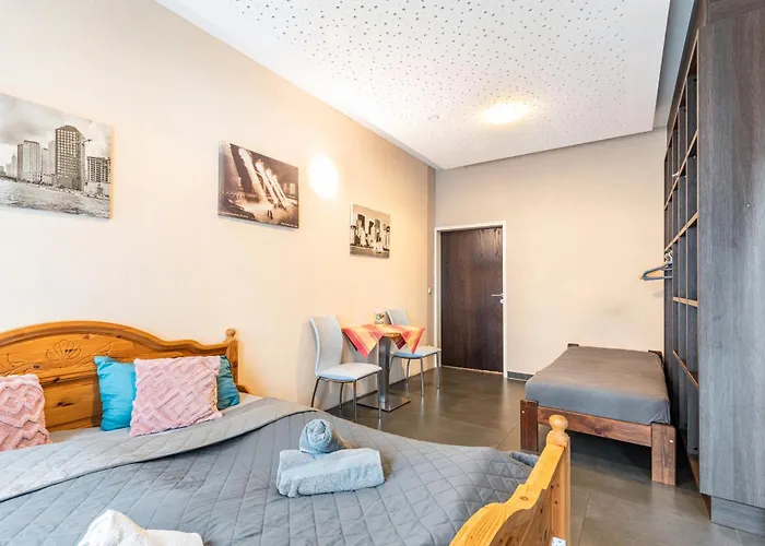 Bacchus Homes * Bacharach